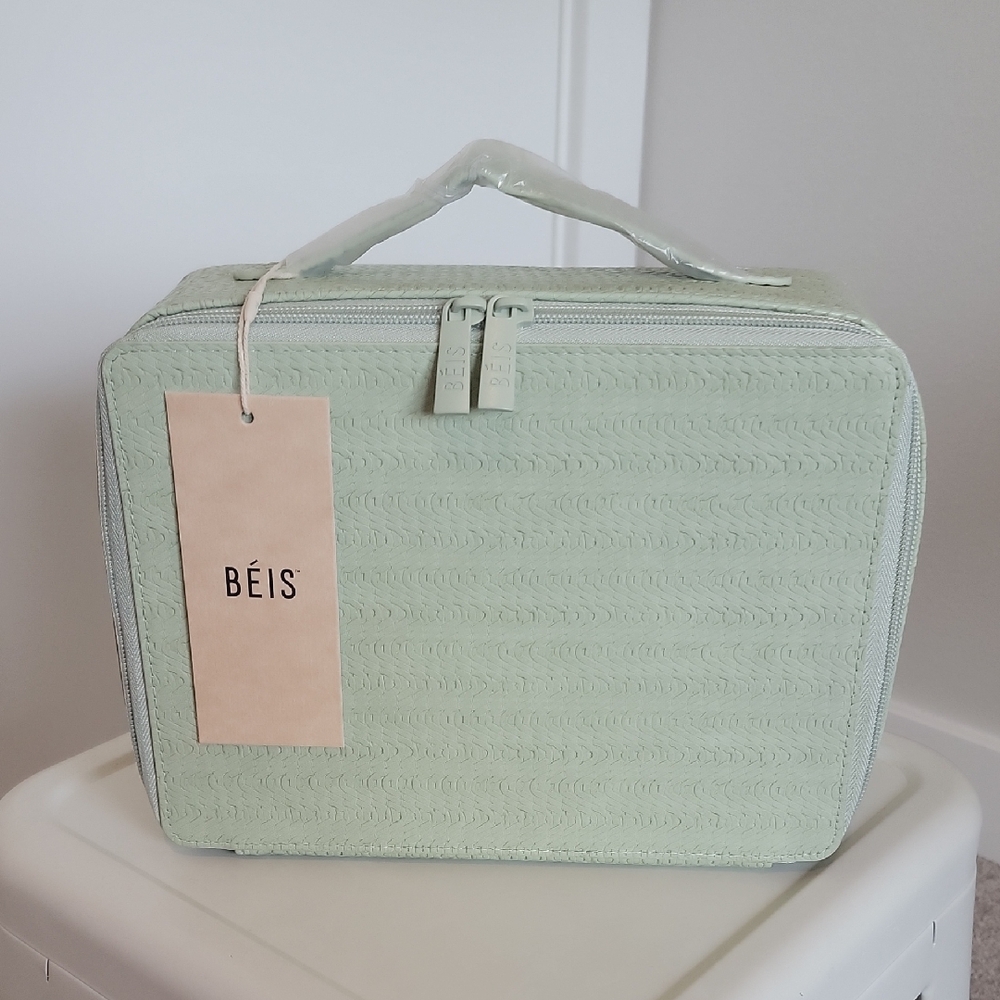 Matcha Beis Cosmetic Case